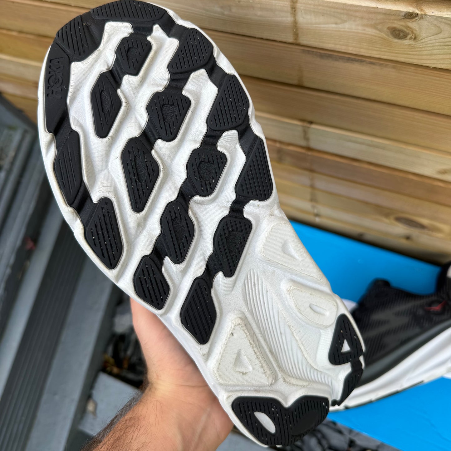 Hoka Clifton 9 - Black / Outer Orbit - UK9
