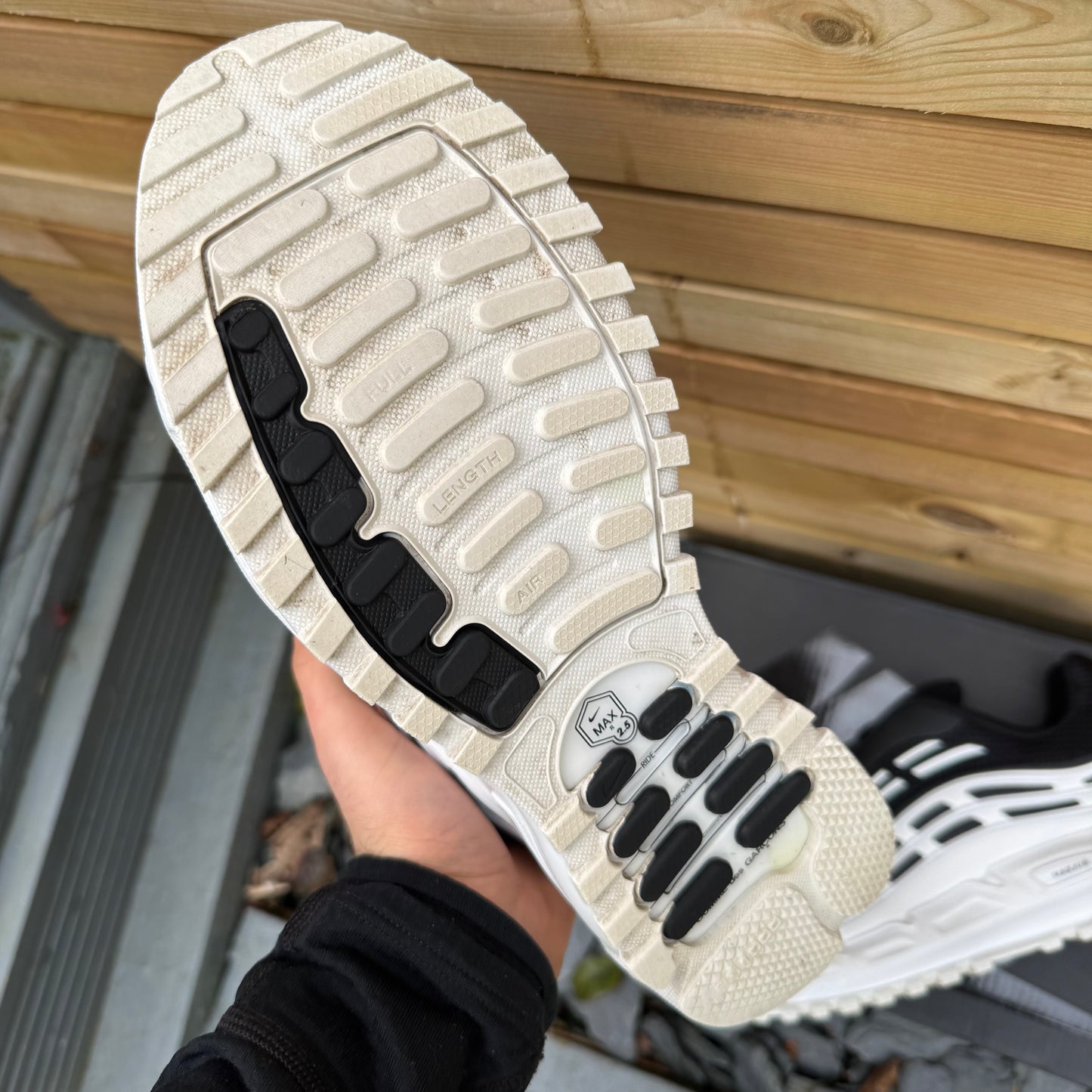 Nike Air Max TL 2.5 x Comme Des Garçons - Black / White - UK9