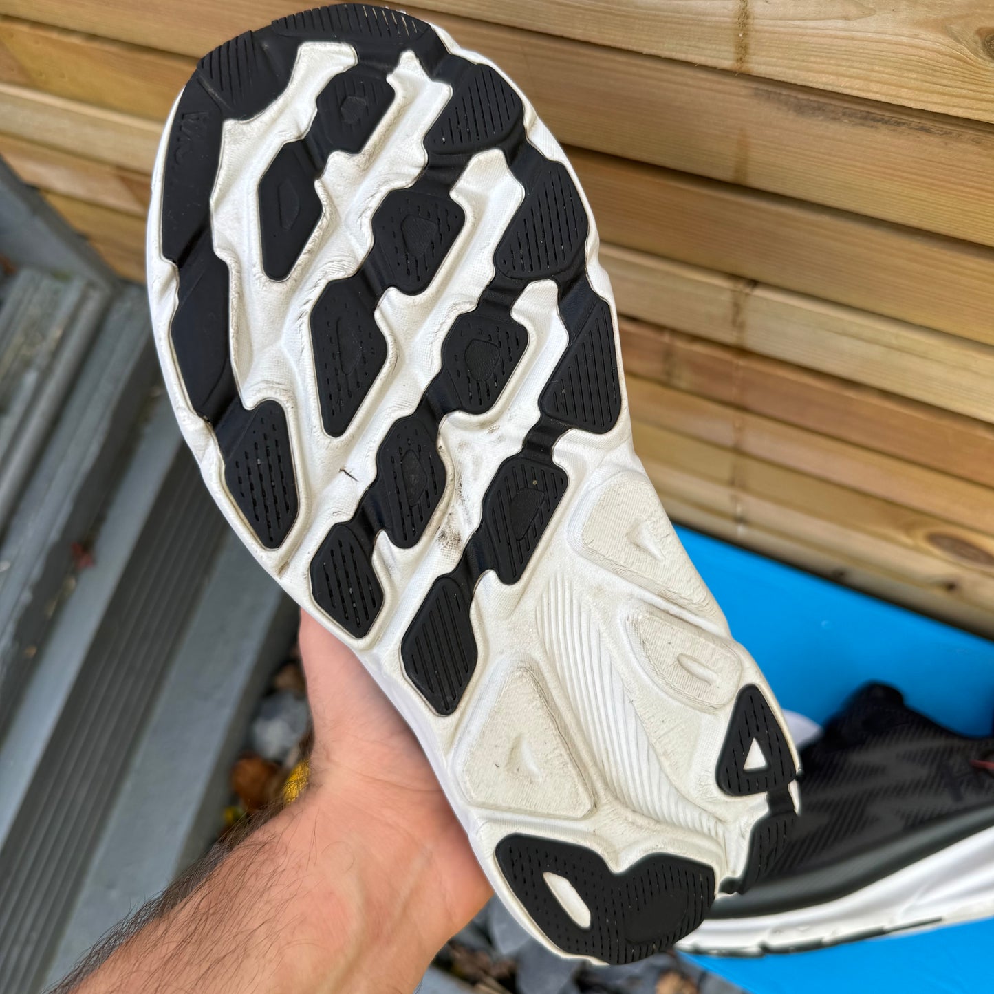Hoka Clifton 9 - Black / Outer Orbit - UK7