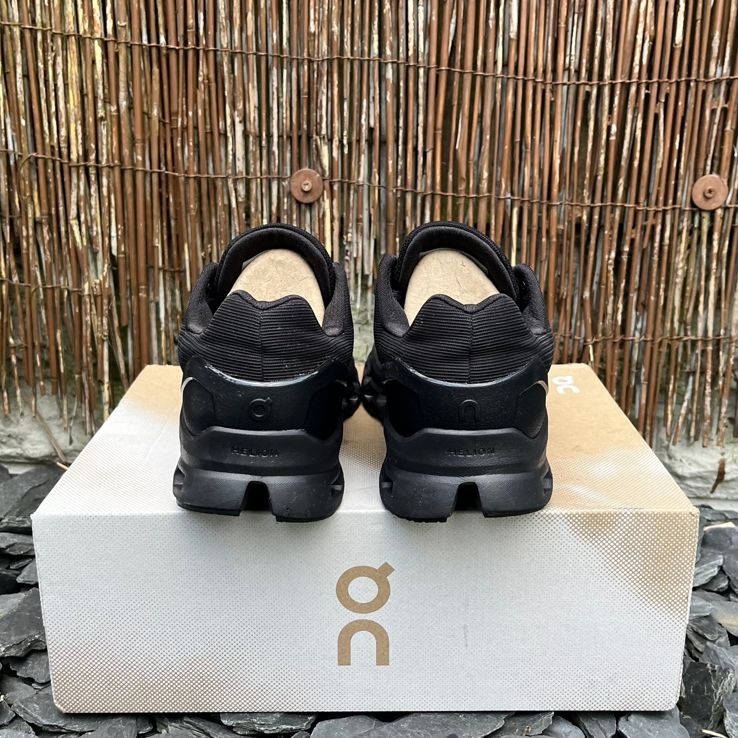 On Running CloudStratus 2 Triple Black UK7.5