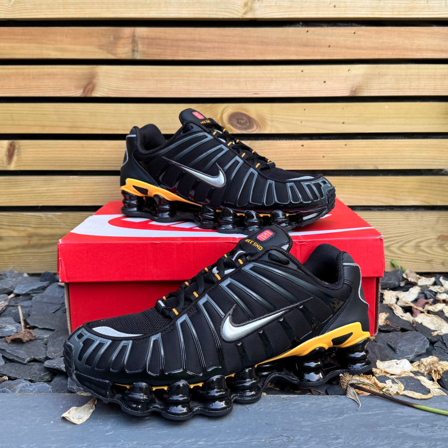 Nike Shox TL - Black / Varsity Maze - UK8