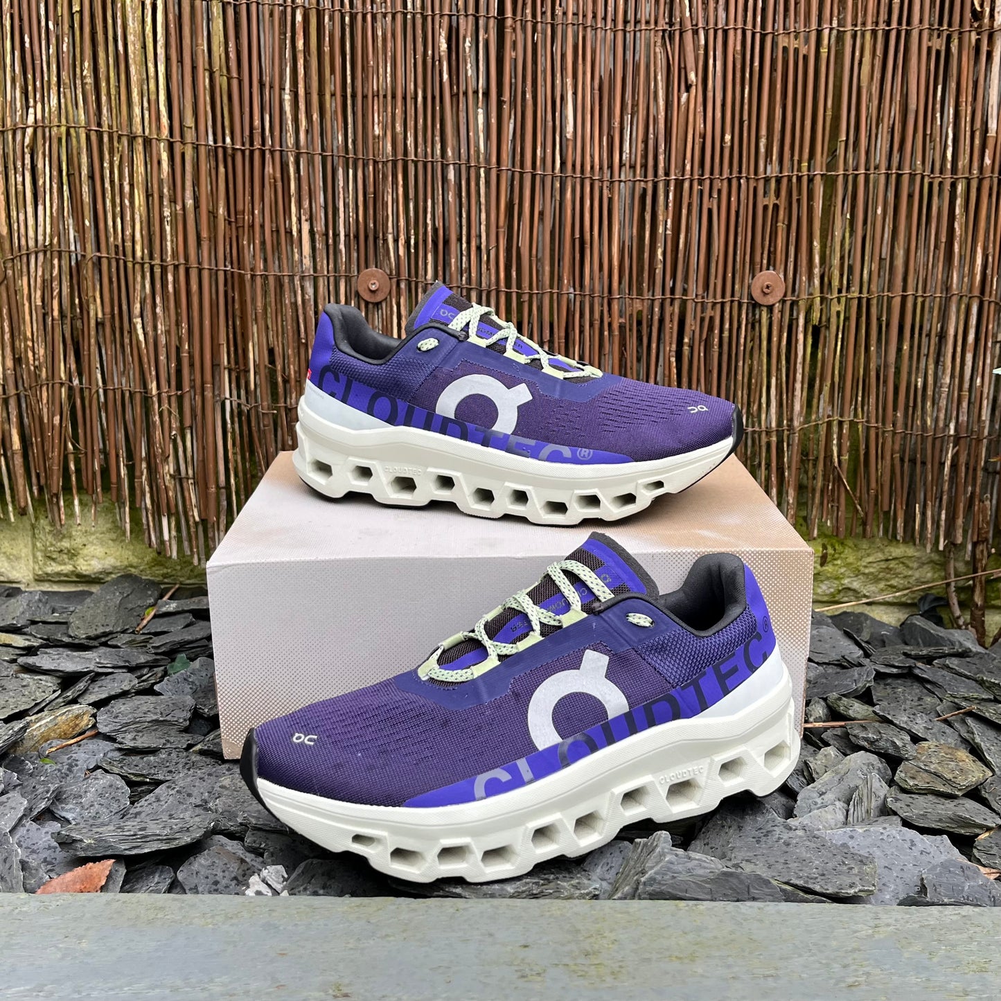 On Running CloudMonster Midnight / Cream