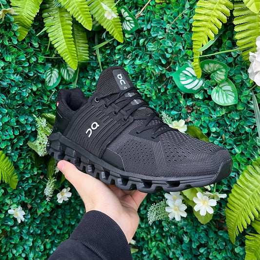On Running CloudSwift 2.0 - Triple Black - UK9