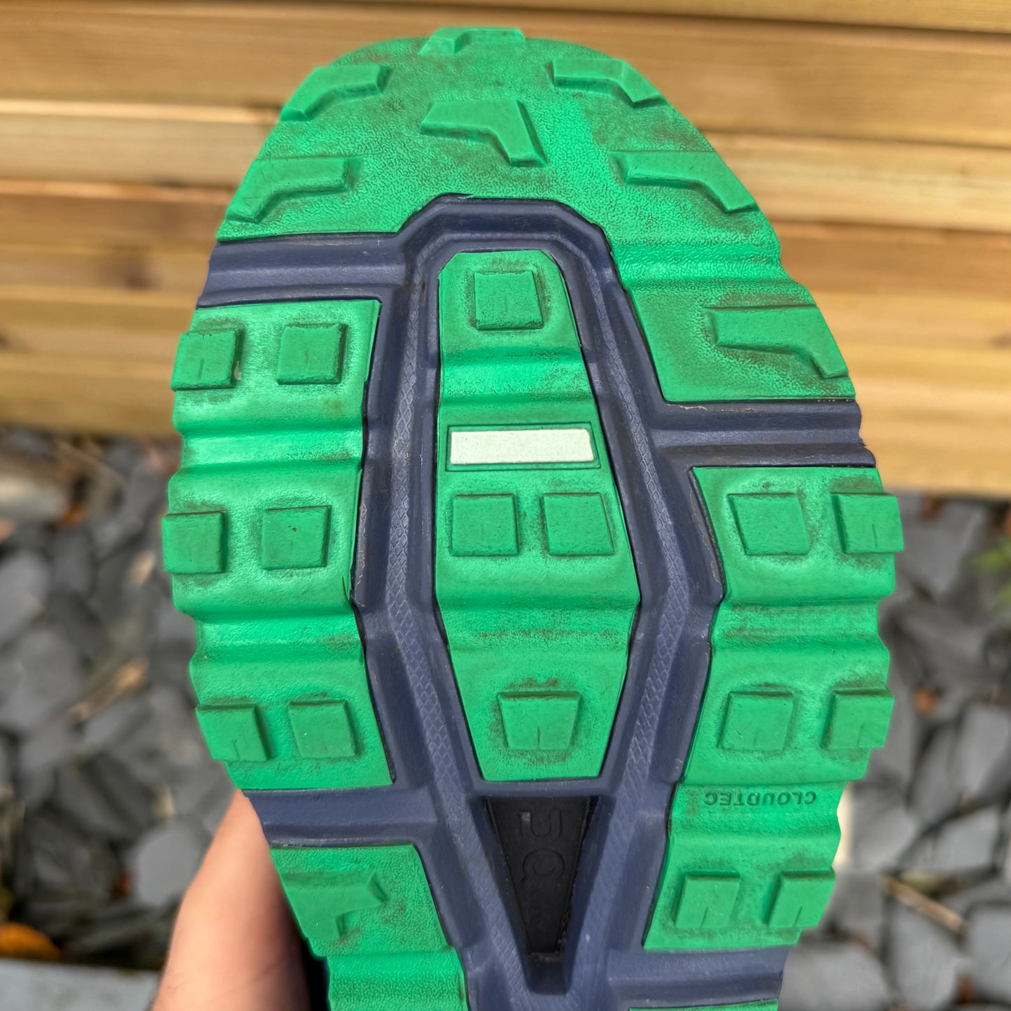 On Running CloudVista Waterproof - Midnight Navy / Green - UK9