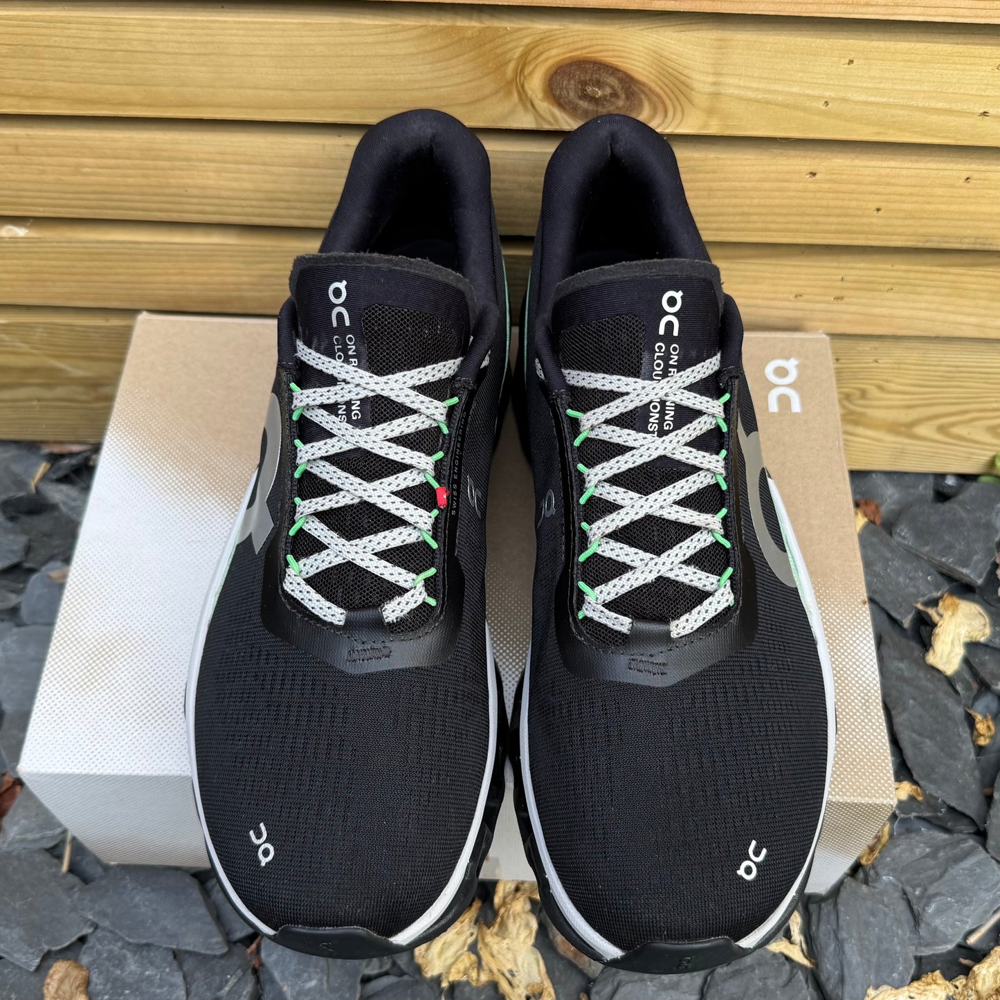 On Running CloudMonster 2 (1/1 Sample) - Black / Frost / Mint Green - UK9.5