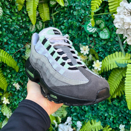 Nike Air Max 95 OG - Fresh Mint 2019 - UK9.5