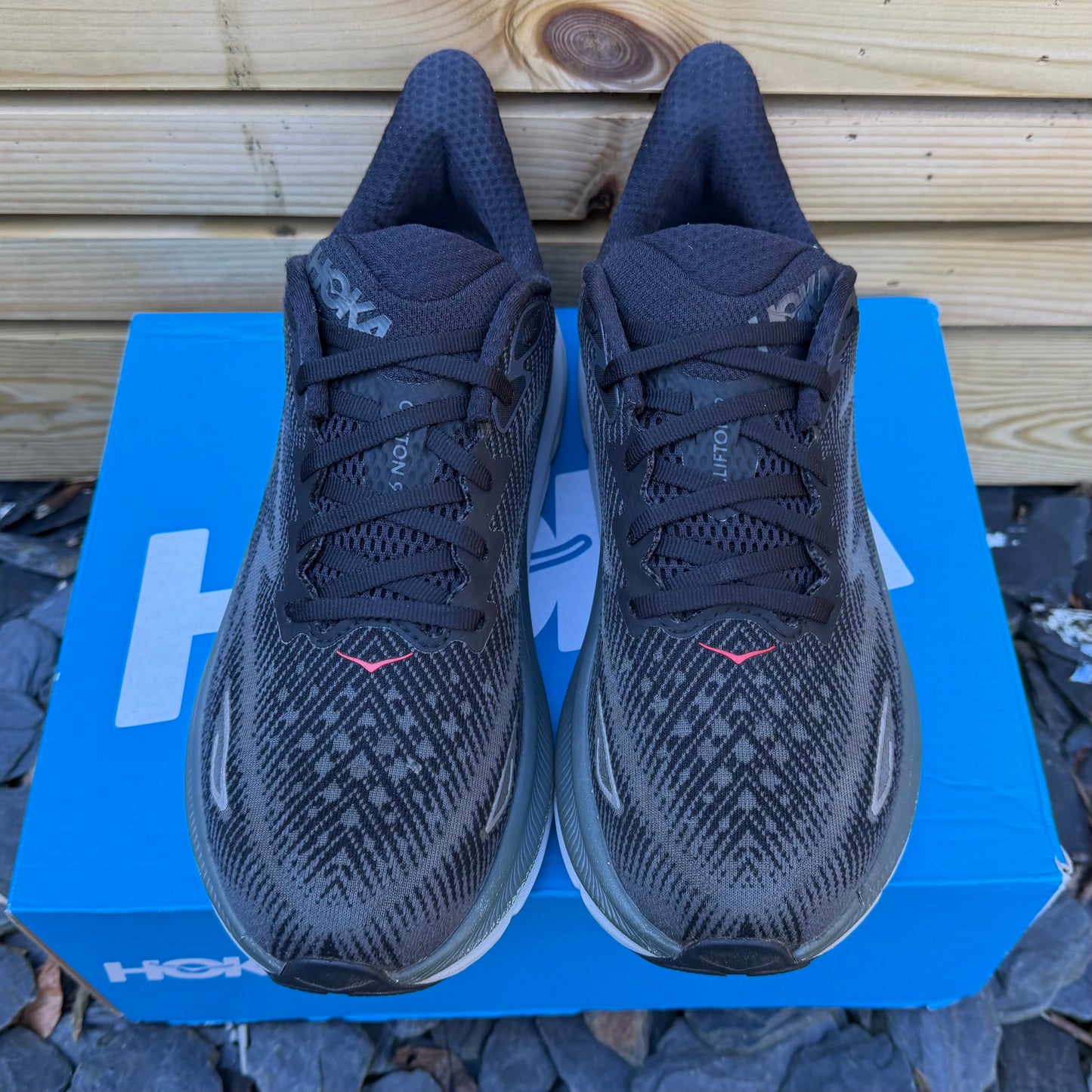 Hoka Clifton 9 - Black / Outer Orbit - UK8