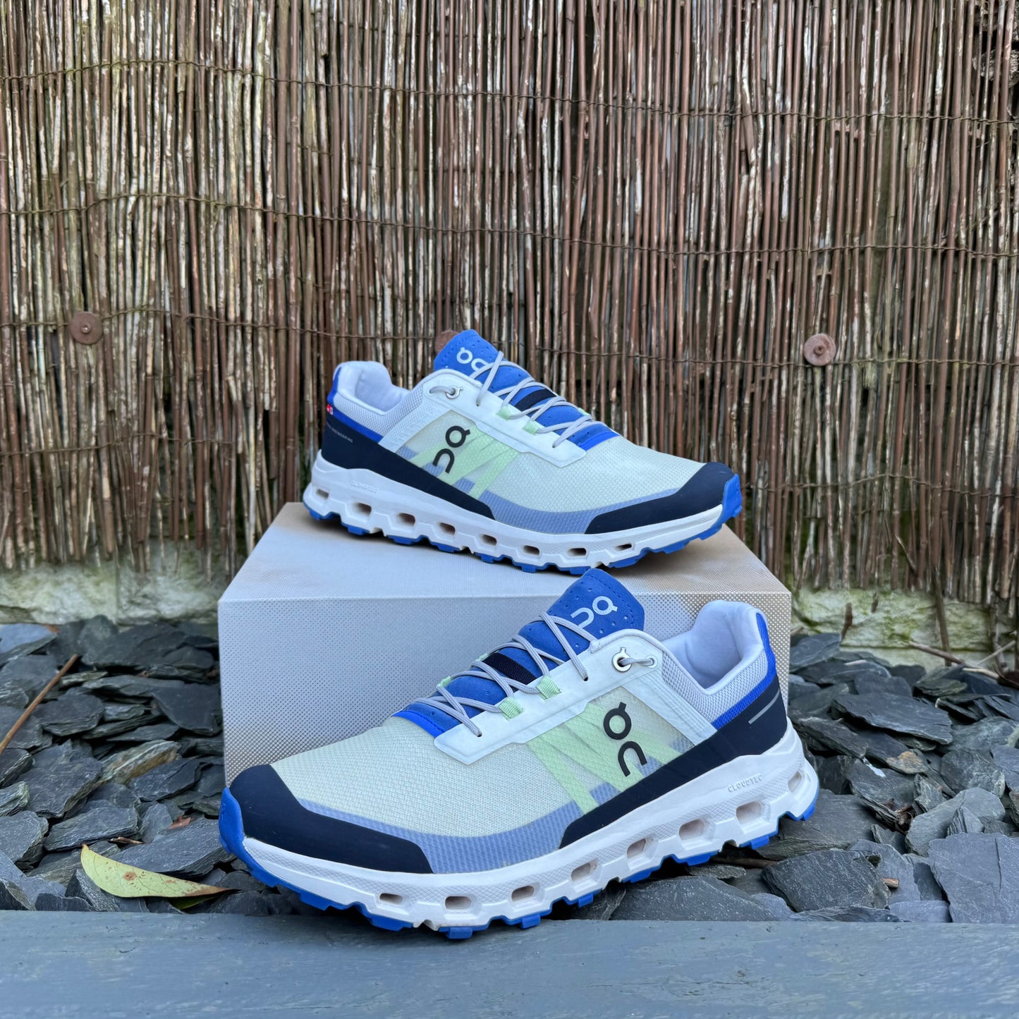 On Running CloudVista - Frost / Ink - UK11