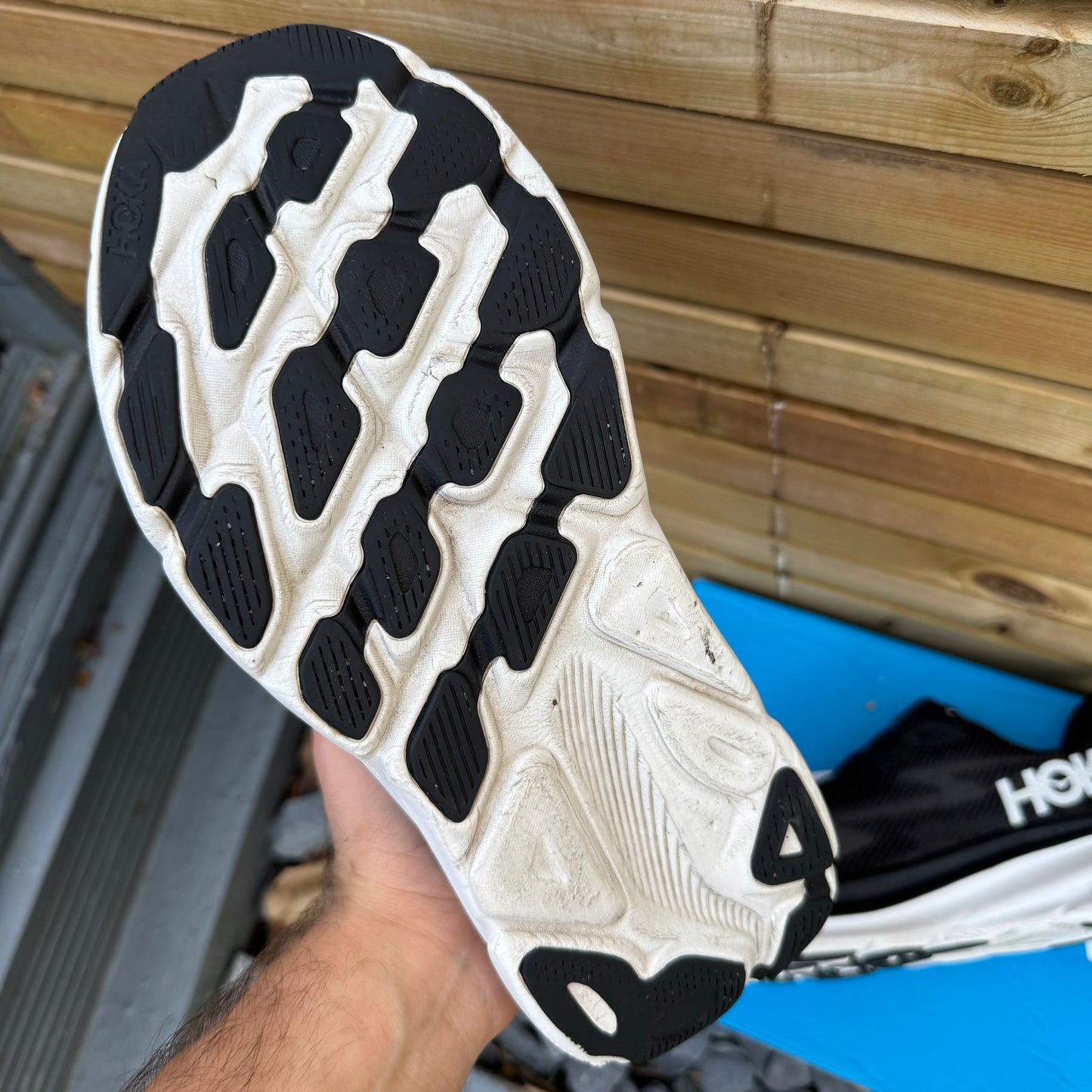 Hoka Clifton 9 - Black / White - UK9