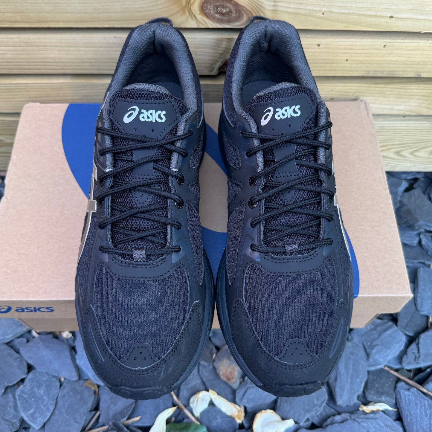 Asics Gel-Venture 6 - Black / Metallic - UK9