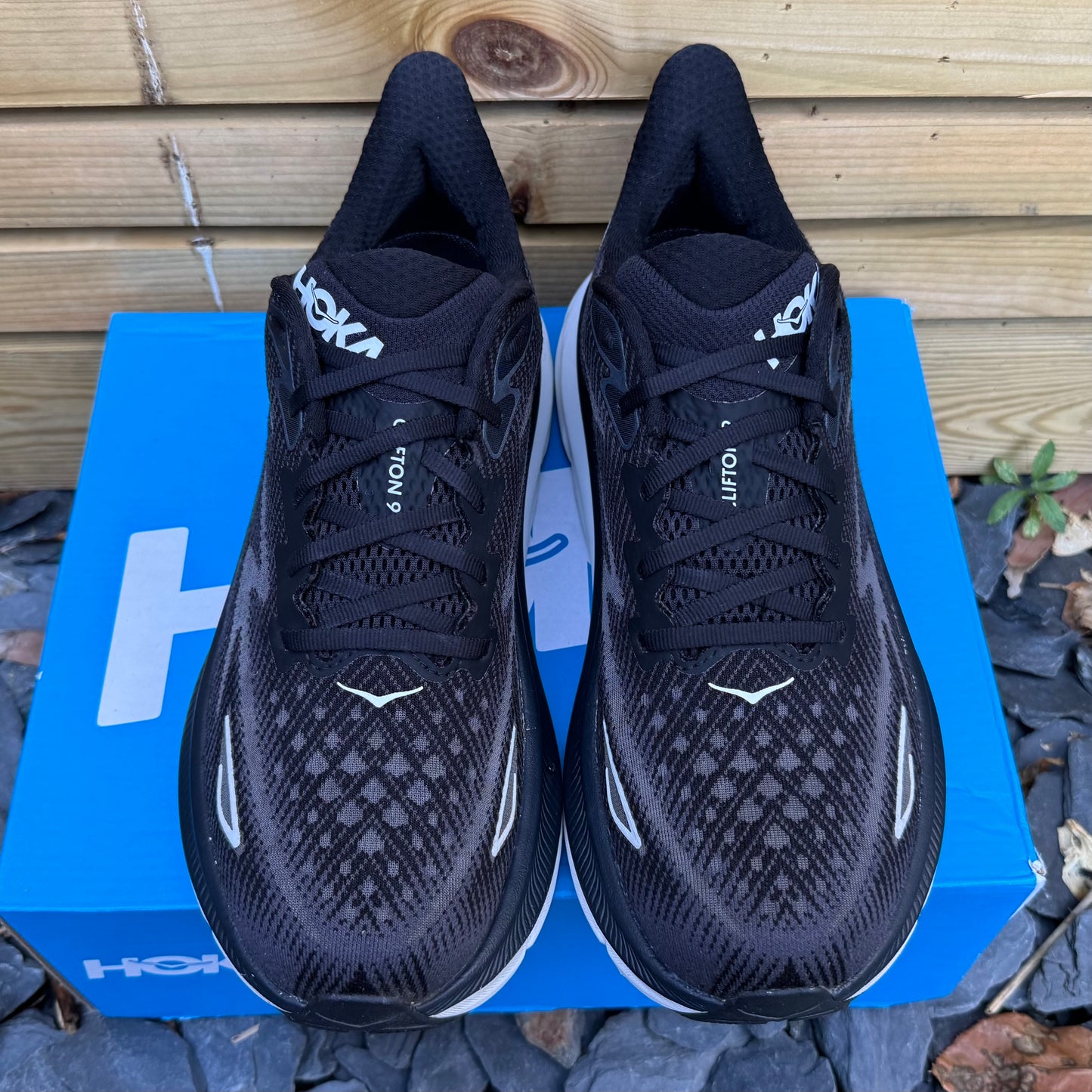 Hoka Clifton 9 - Black / White - UK9