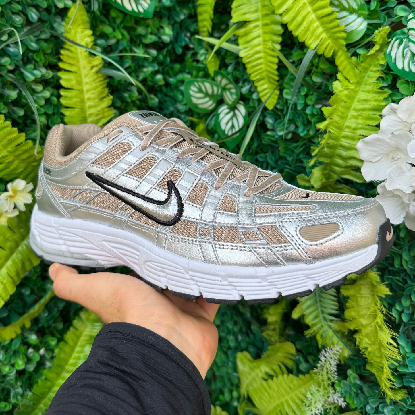 Nike P-6000 - Khaki Metallic - UK8 - Brand New