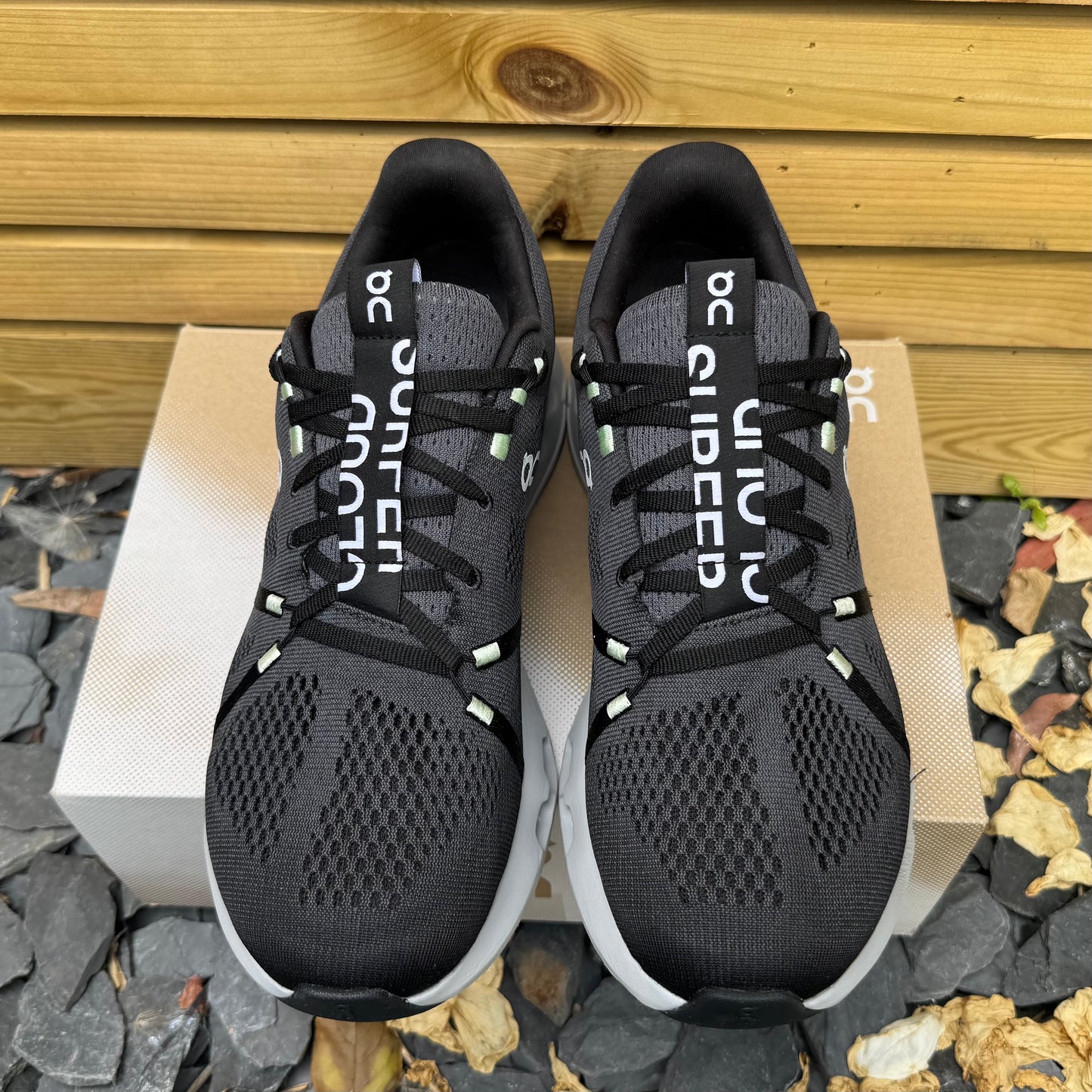 On Running CloudSurfer - Iron Glacier - UK10.5