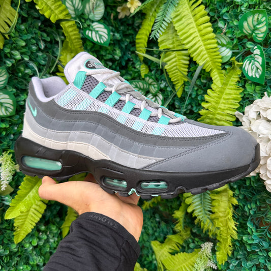 Nike Air Max 95 JD Exclusive - Hyper Turquoise - UK11.5