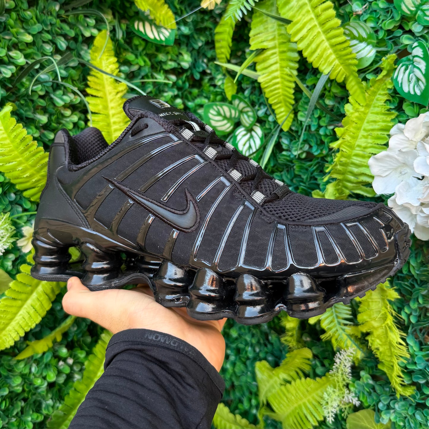 Nike Shox TL - Black / Silver - UK9