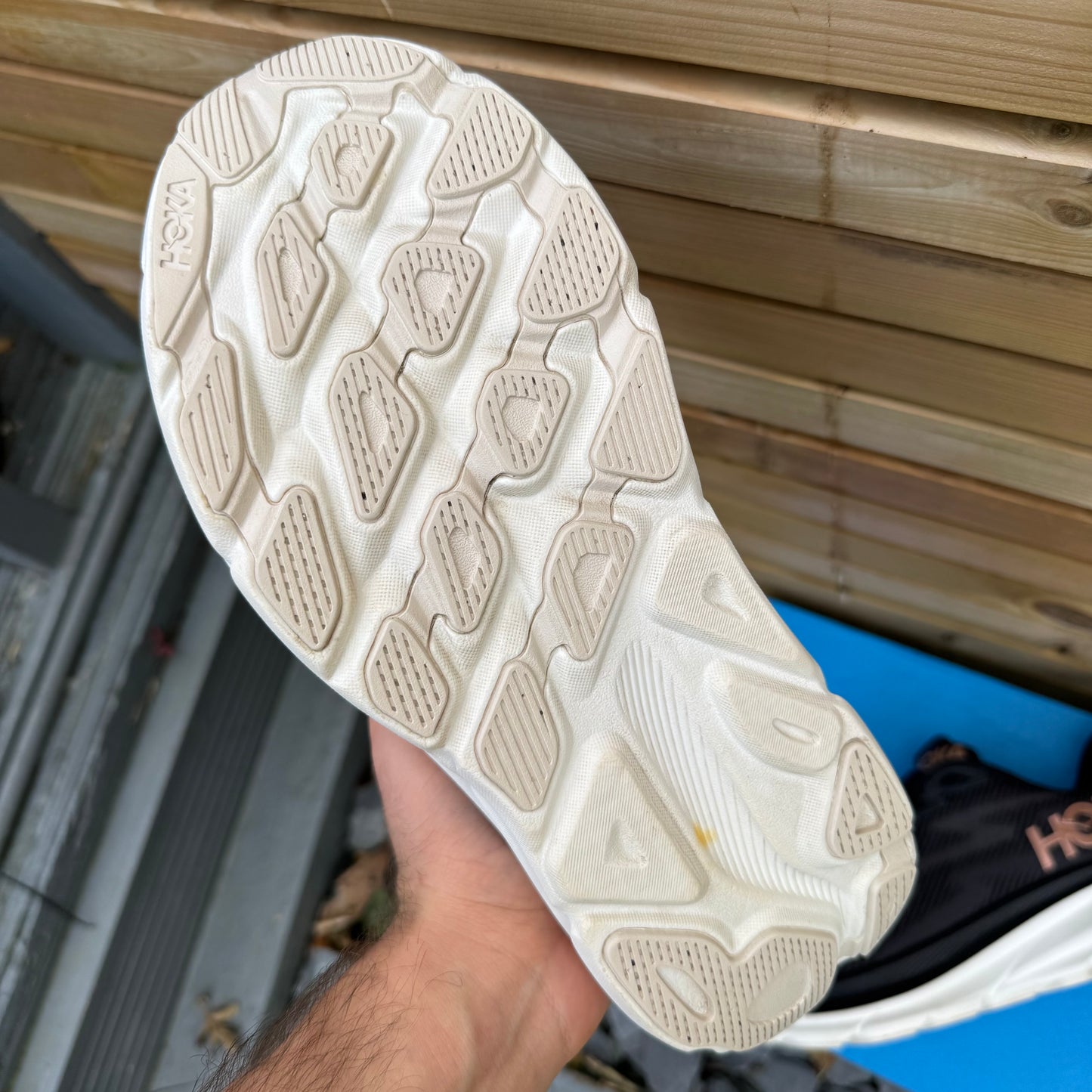 Hoka Clifton 9 - Black / Copper - UK8