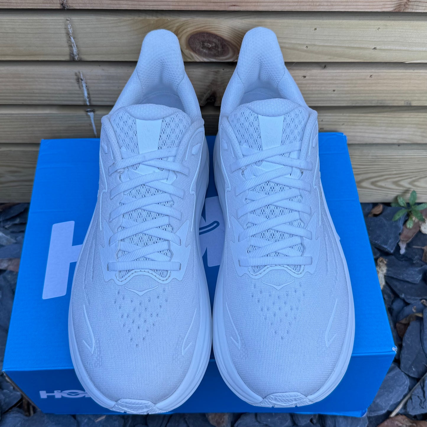 Hoka Clifton 10 - Triple White - UK9