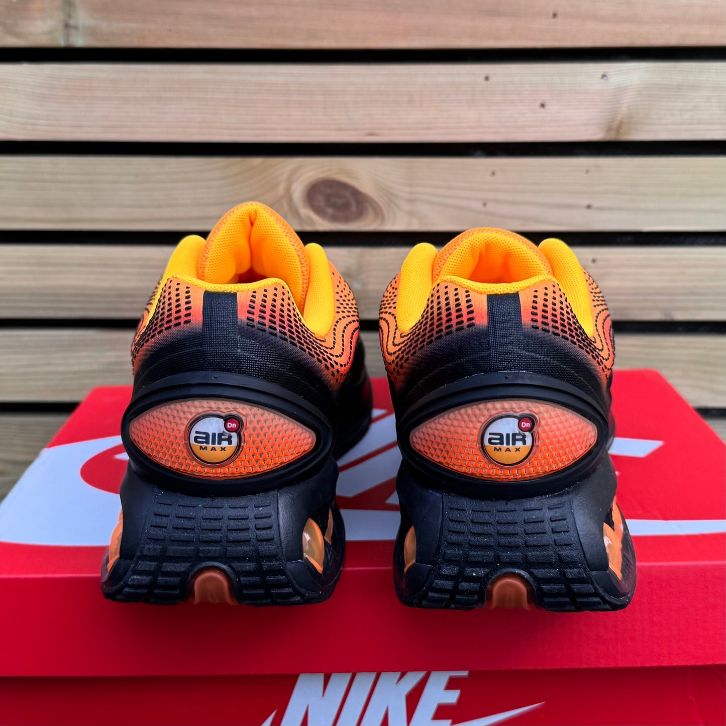 Nike Air Max DN SE - Laser Orange - UK9.5 - Brand New