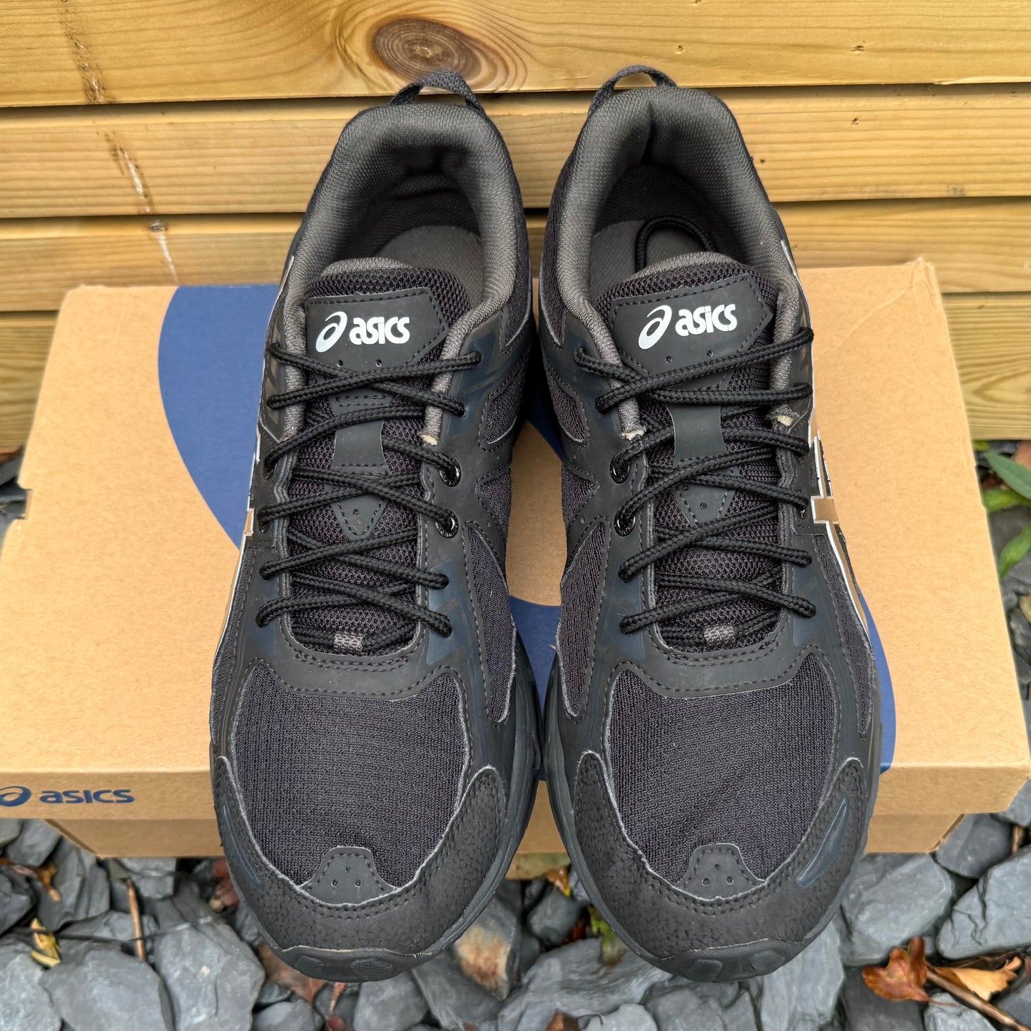 Asics Gel-Venture 6 - Black / Metallic - UK8