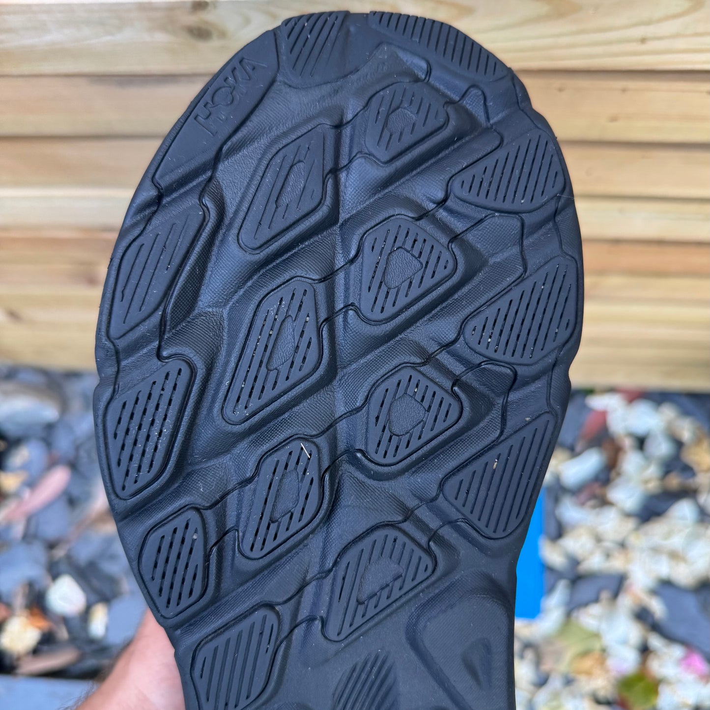 Hoka Clifton 9 - Triple Black - UK9.5