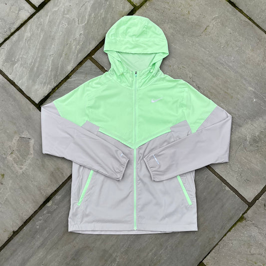 Nike Windrunner Packable Jacket - Grey / Vapour Green - Small