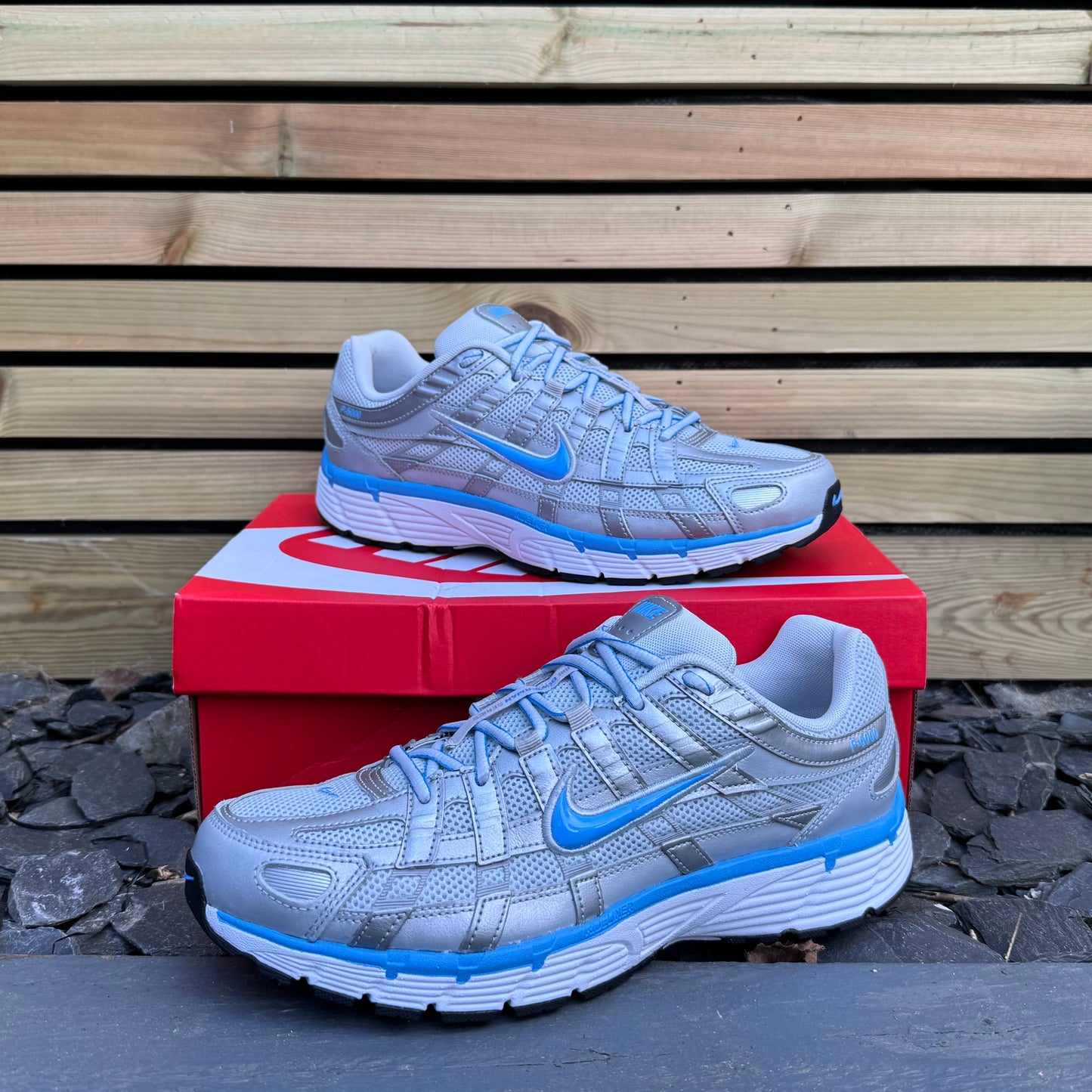 Nike P-6000 - Metallic Silver / University Blue - UK9
