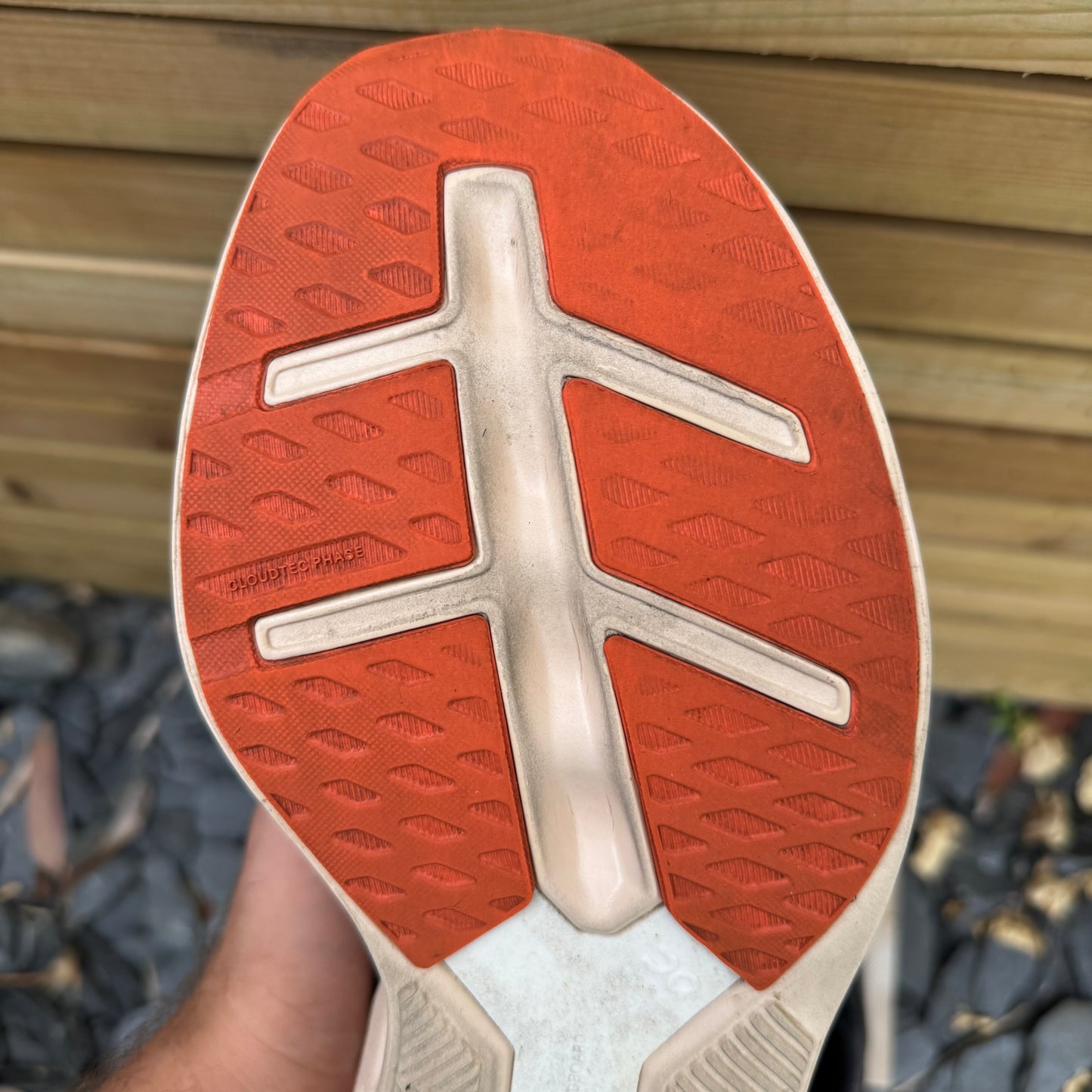 On Running CloudEclipse - Fade / Sand - UK8.5