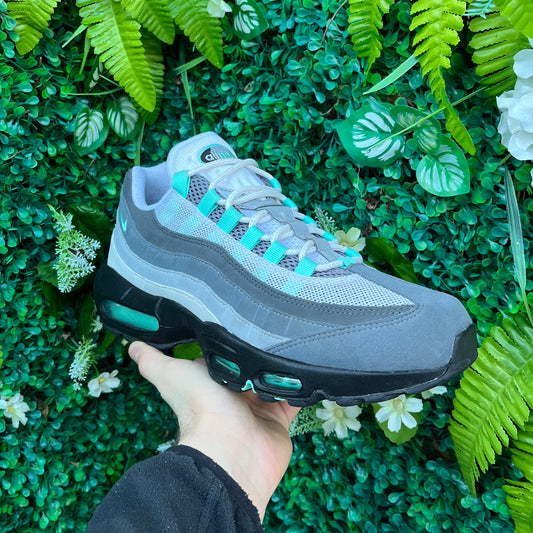 Nike Air Max 95 JD Exclusive - Hyper Turquoise - UK9.5