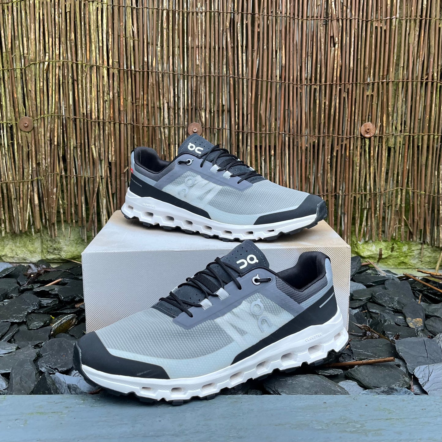 On Running CloudVista - Black / White - UK10.5