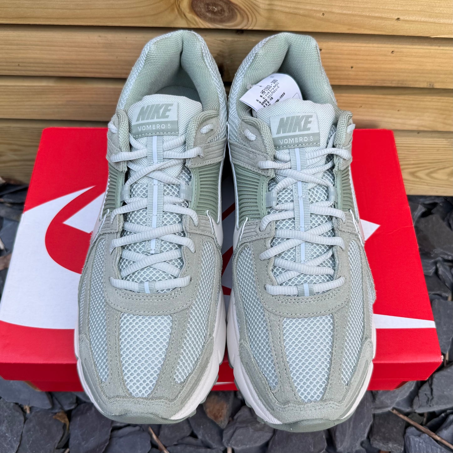 Nike Zoom Vomero 5 - Jade Horizon - Multiple Sizes - Brand New