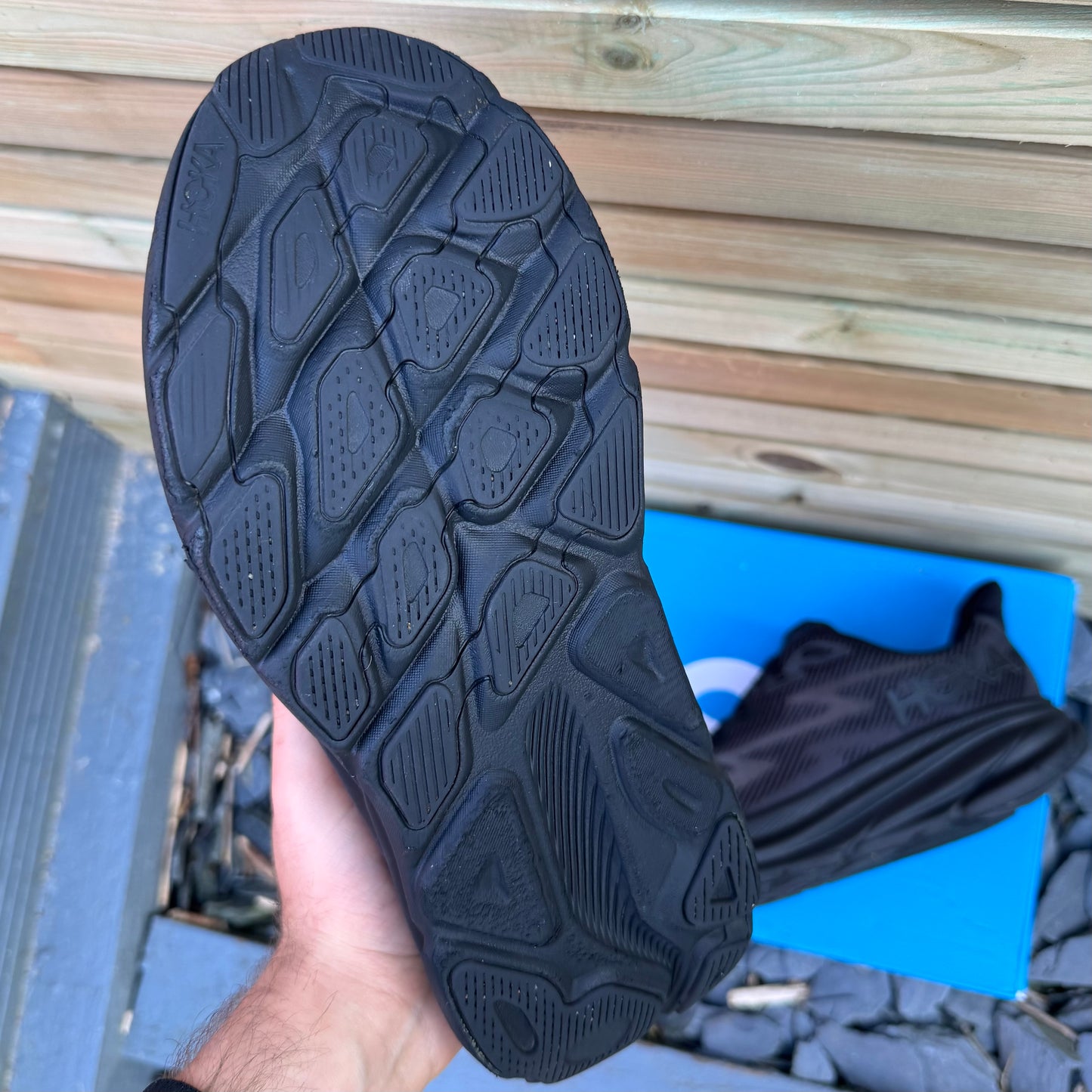 Hoka Clifton 9 - Triple Black - UK10