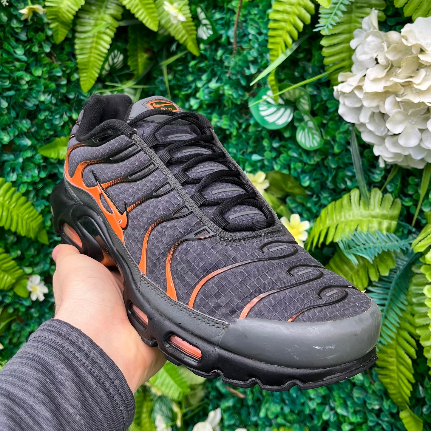 Nike Air Max Plus TN Iron Grey / Safety Orange