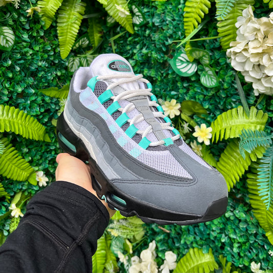 Nike Air Max 95 JD Exclusive Hyper Turquoise UK8.5