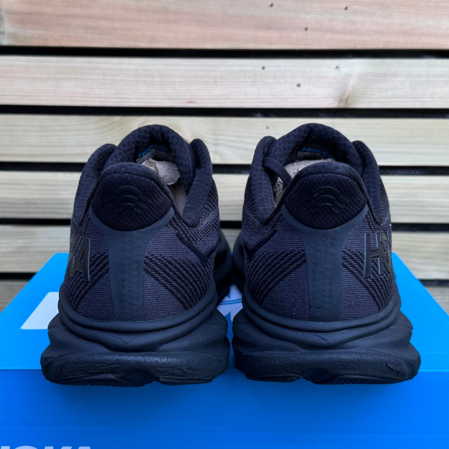 Hoka Clifton 9 - Triple Black - UK11.5