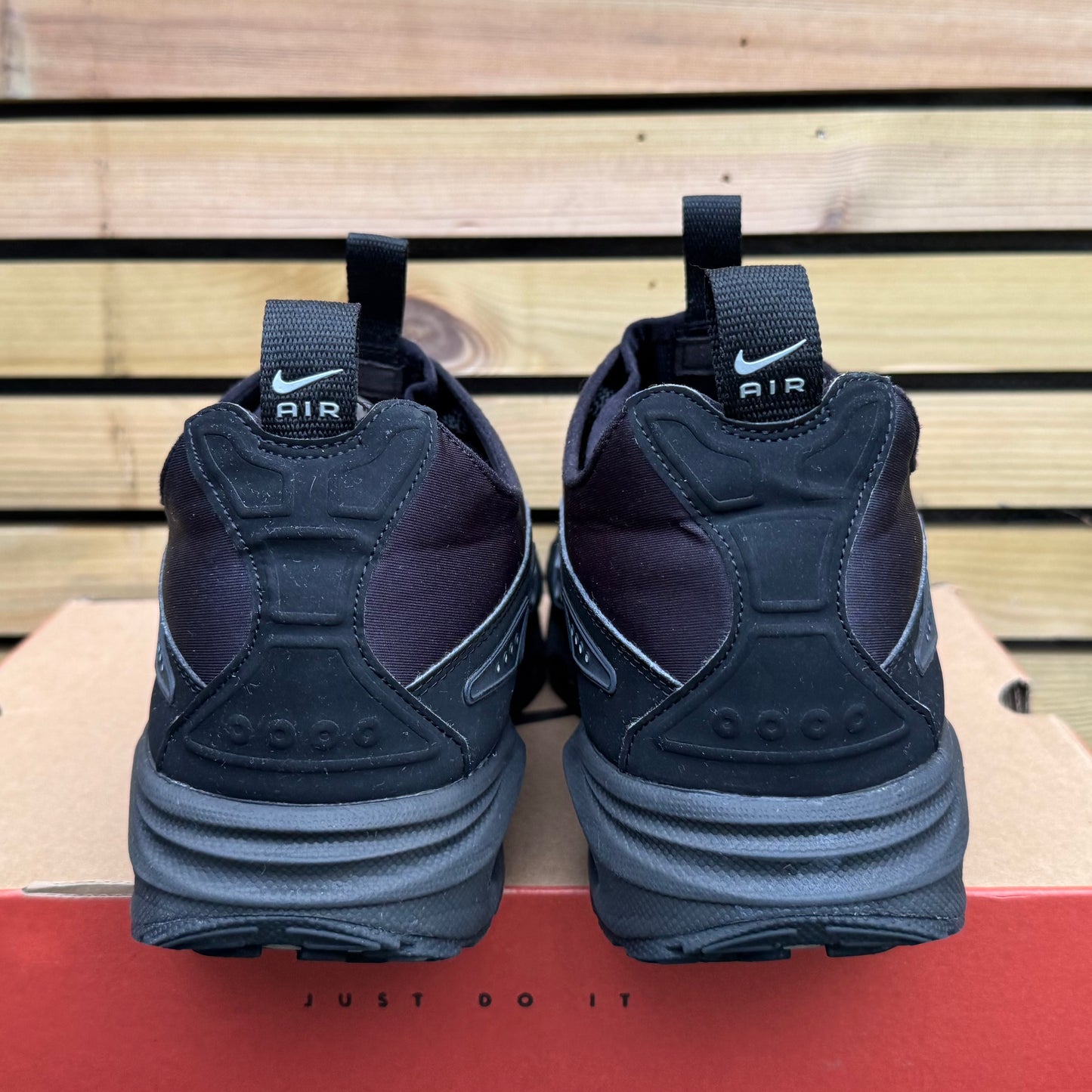 Nike Air Max Sunder - Black / Silver - UK9.5