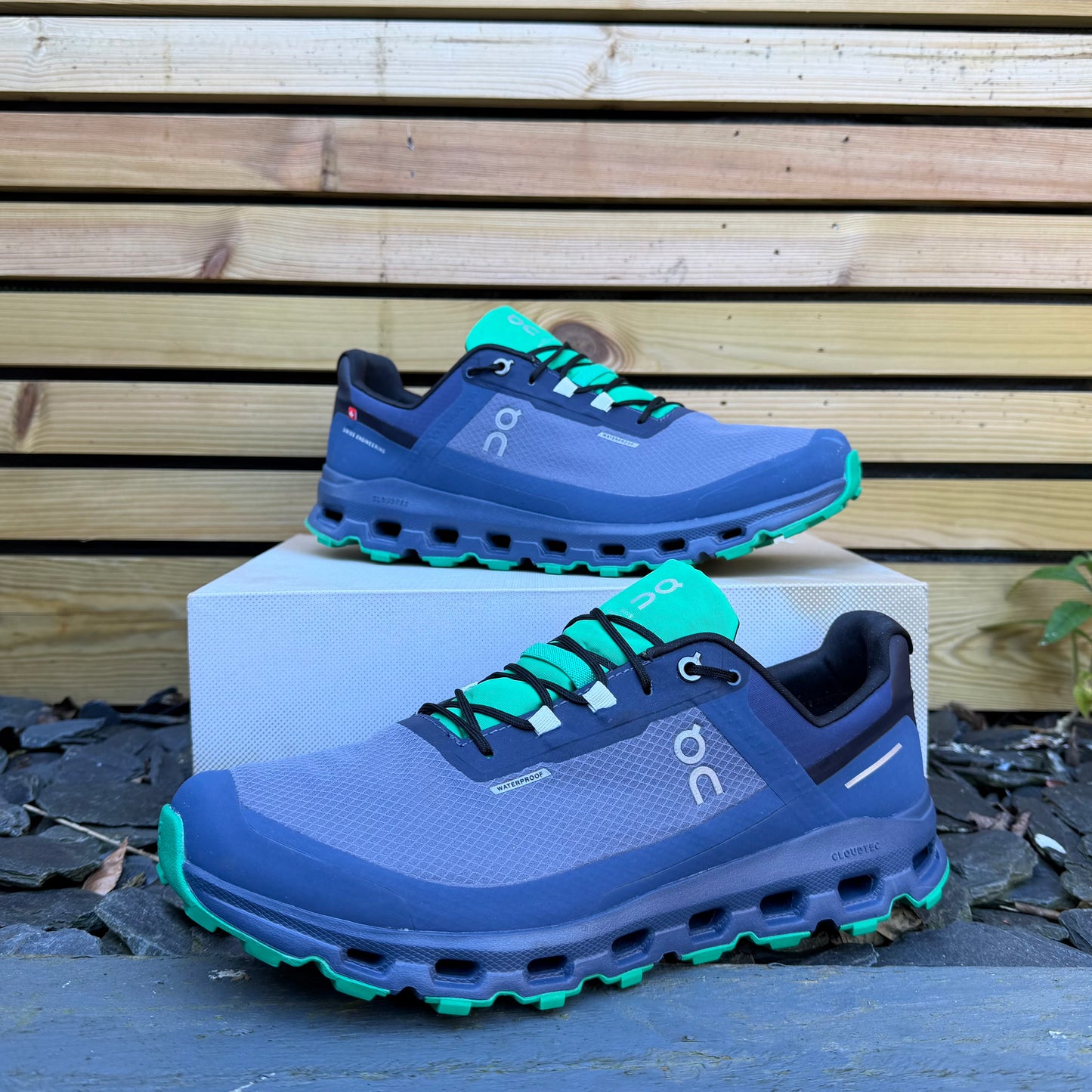 On Running CloudVista Waterproof - Midnight Navy / Green - UK9.5
