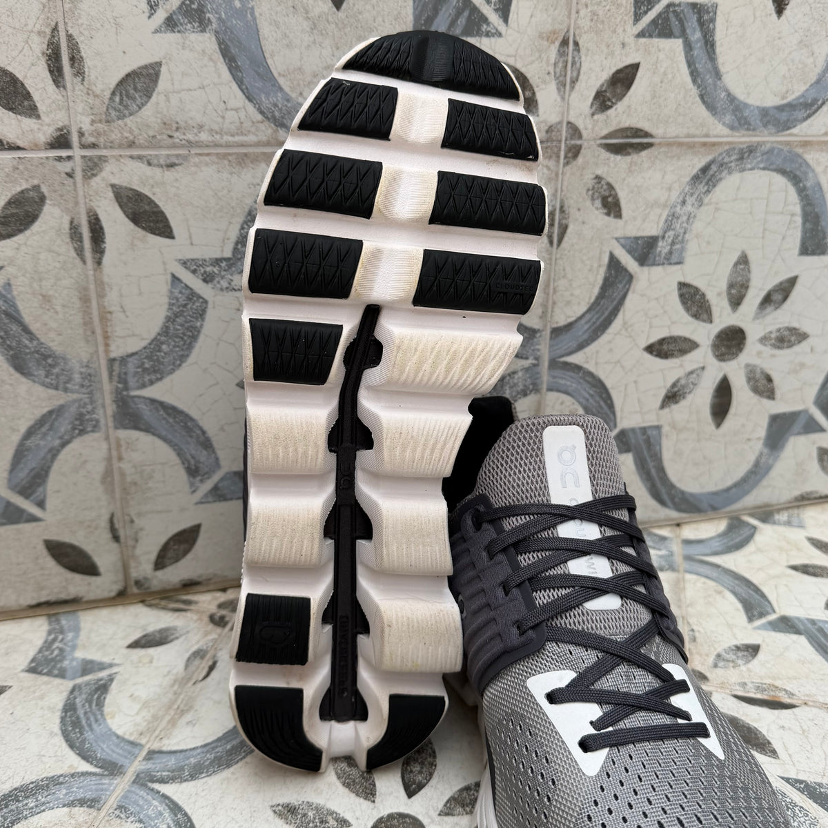 On Running CloudSwift 2.0 - Alloy Eclipse / Grey - UK8.5