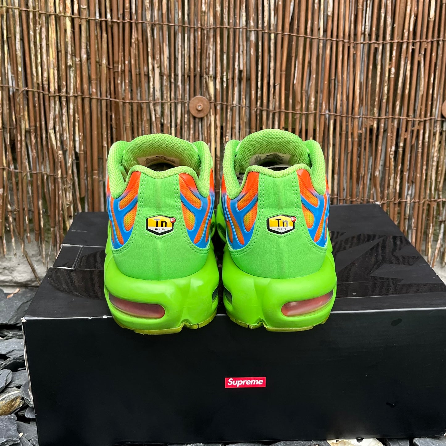 Nike Air Max Plus TN X Supreme Mean Green UK9