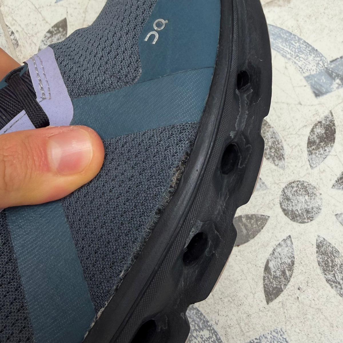 On Running CloudRunner Waterproof - Stone / Black - UK8
