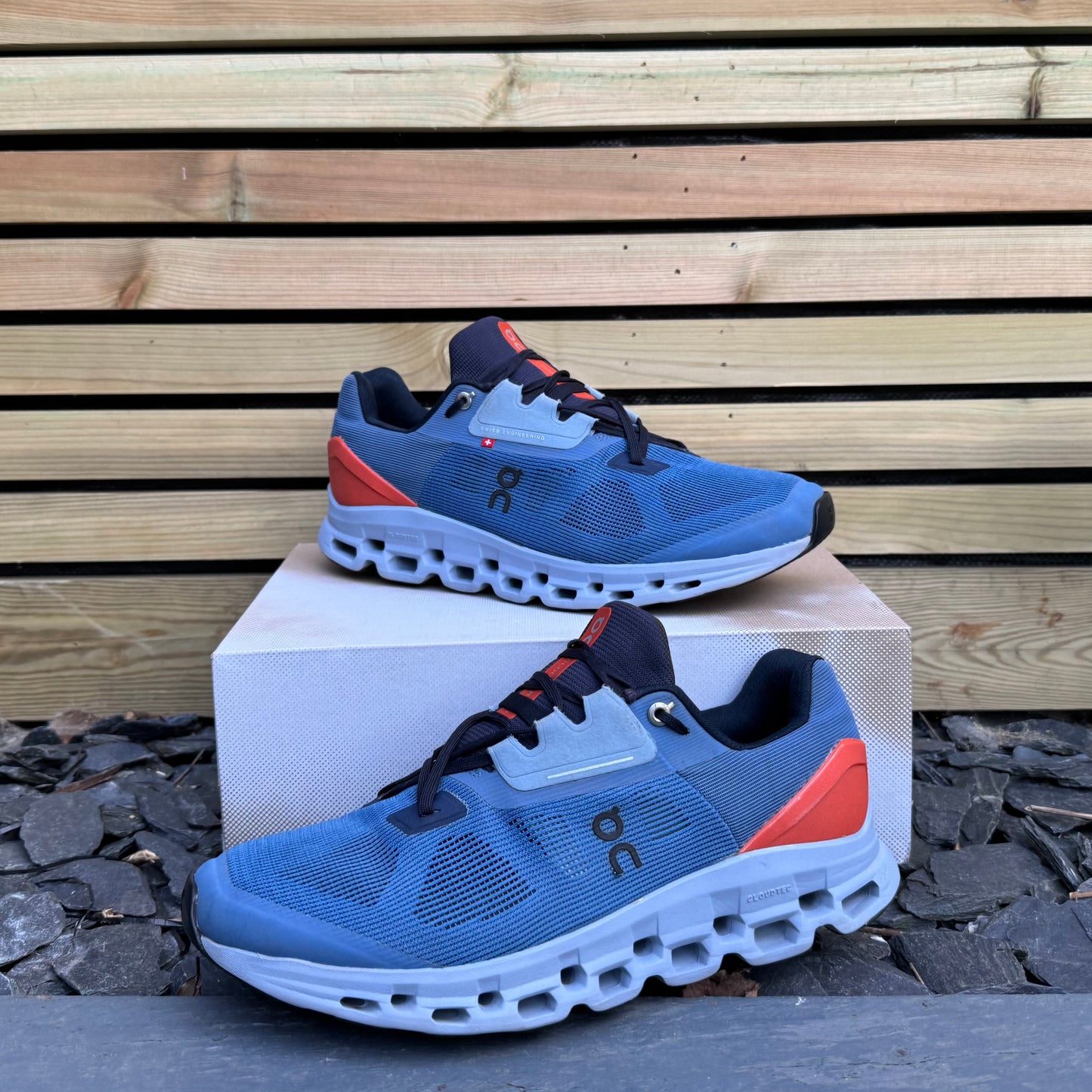 On Running CloudStratus 2 - Lake Blue / Flare Orange - UK9.5