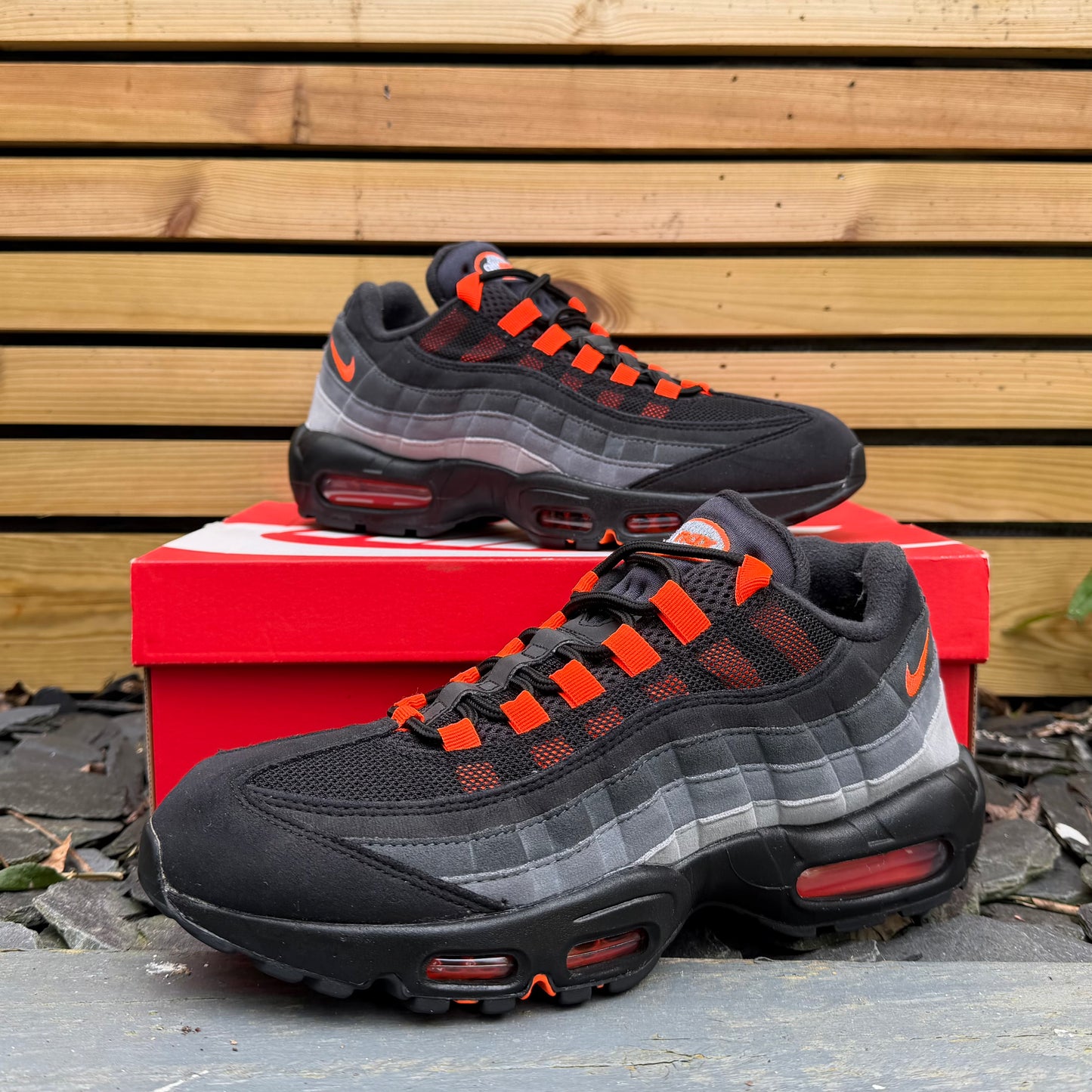 Nike Air Max 95 - Hyper Crimson - UK9