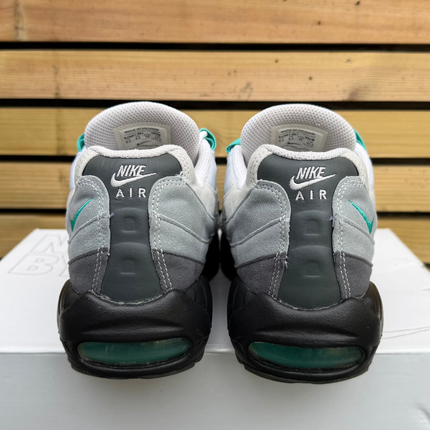 Nike Air Max 95 ID “Nike By You” - Emerald Green Gradient - UK8.5