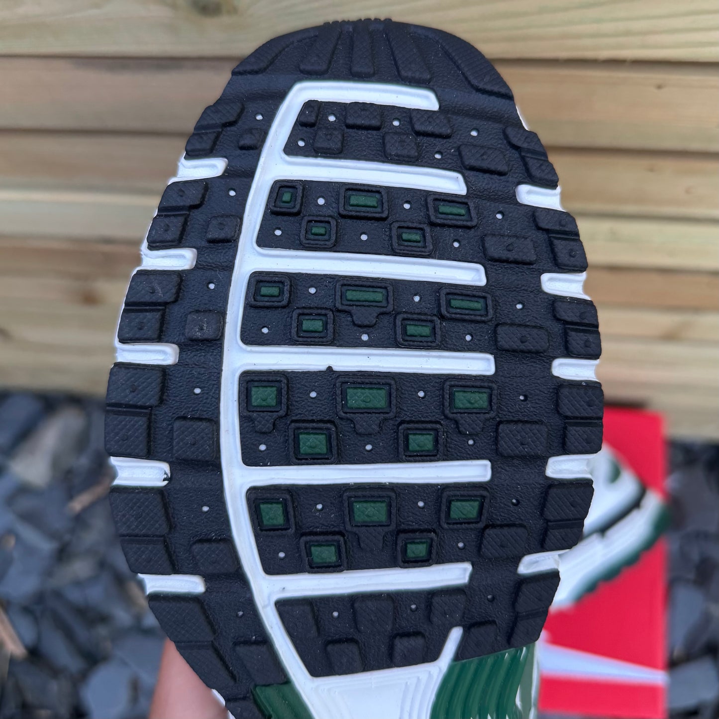 Nike P-6000 - Summit White / Fir Green - UK8 - Brand New