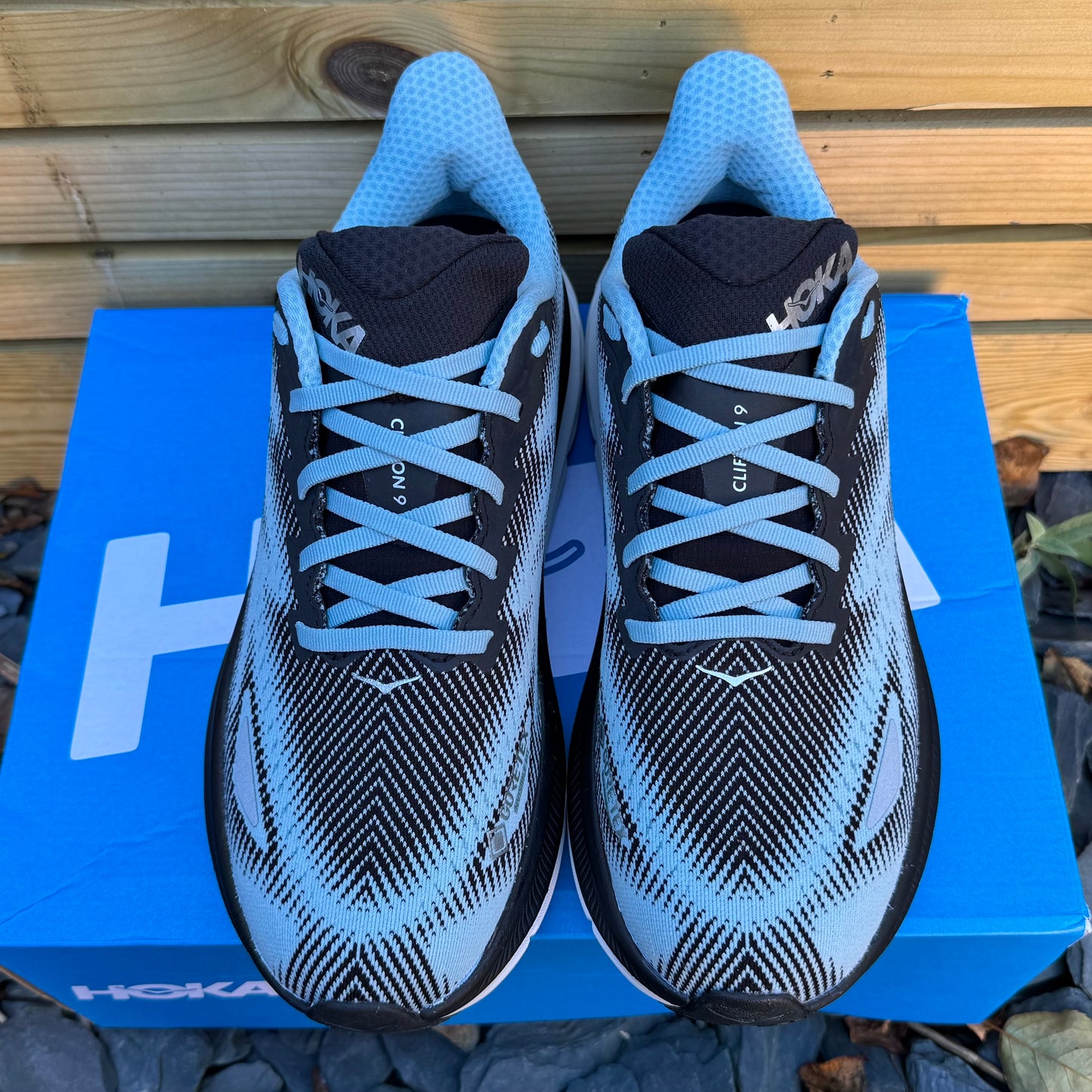 Hoka Clifton 9 Gore-Tex - Black /Raindrop - UK8.5 - Brand New