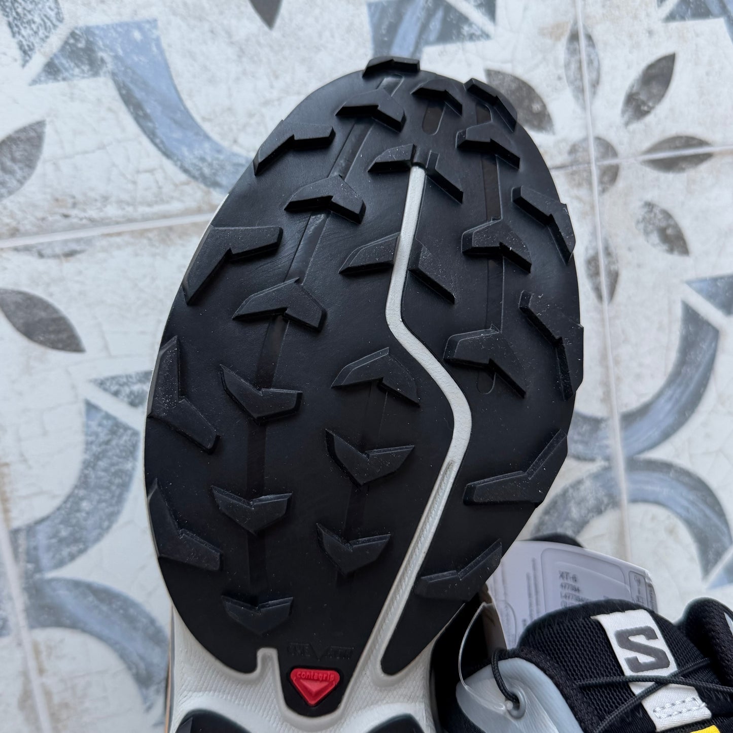 Salomon XT-6 - Black / FTW Silver / Light Apricot - Multiple Sizes - Brand New