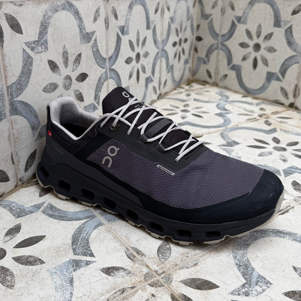 On Running CloudVista Waterproof - Eclipse Black - UK9.5