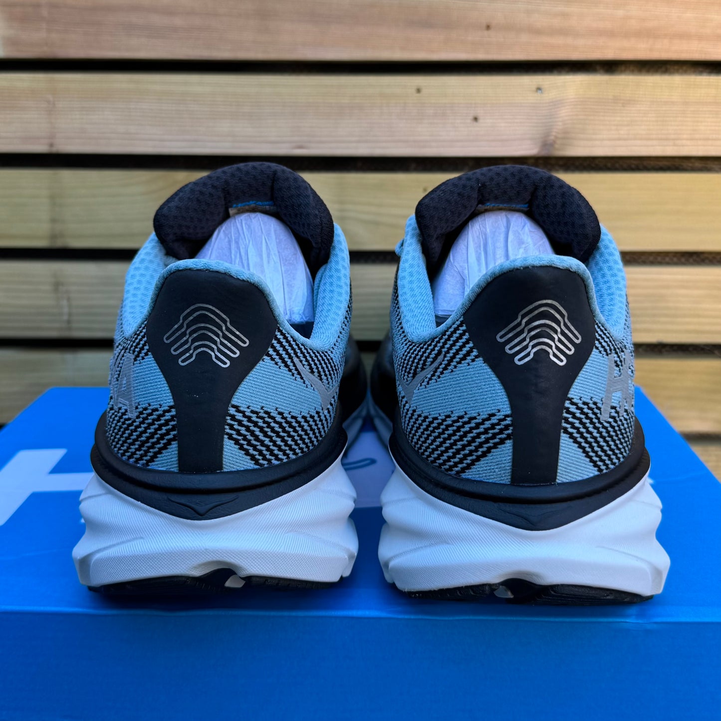 Hoka Clifton 9 Gore-Tex - Black /Raindrop - UK8.5 - Brand New