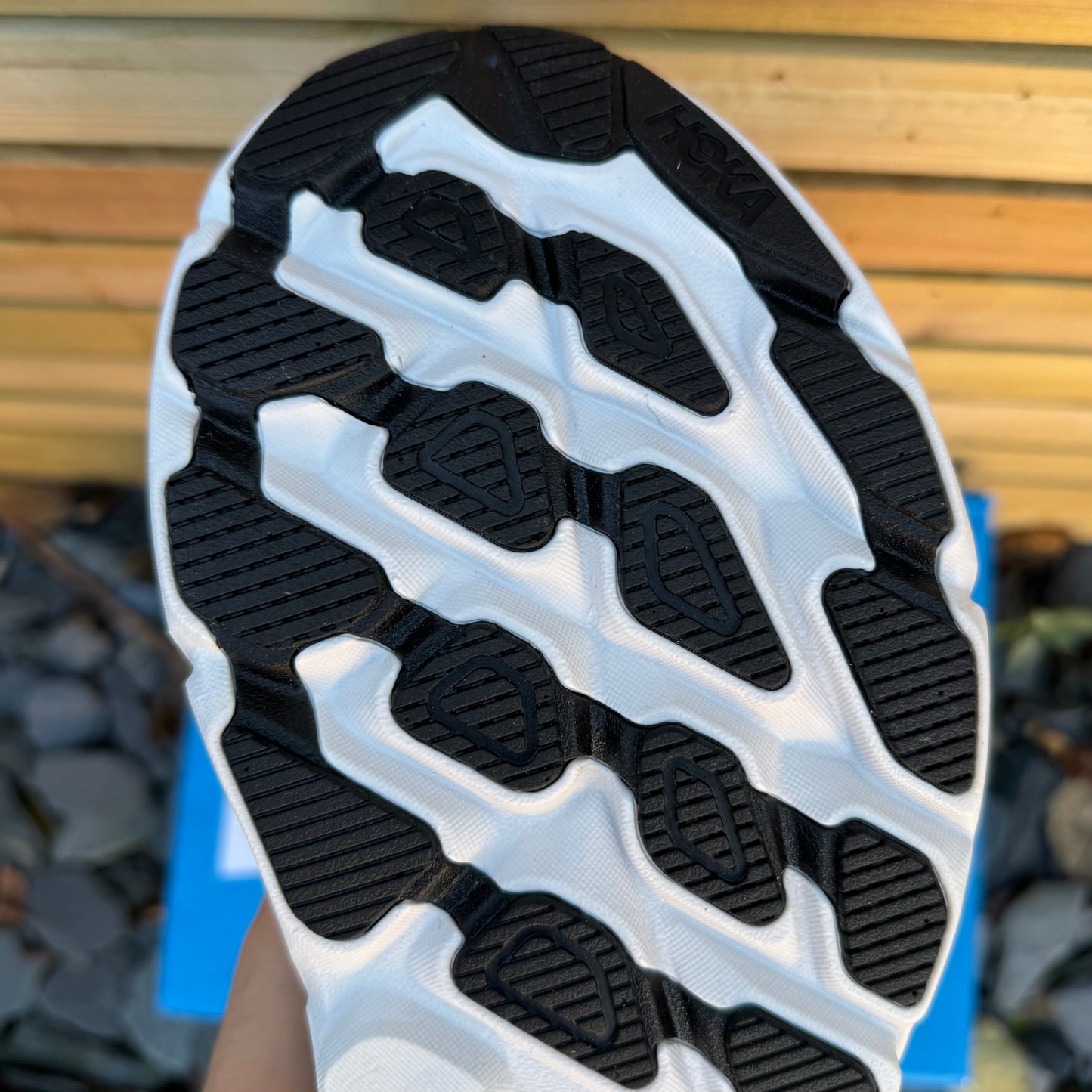 Hoka Clifton 9 Gore-Tex - Black /Raindrop - UK8.5 - Brand New