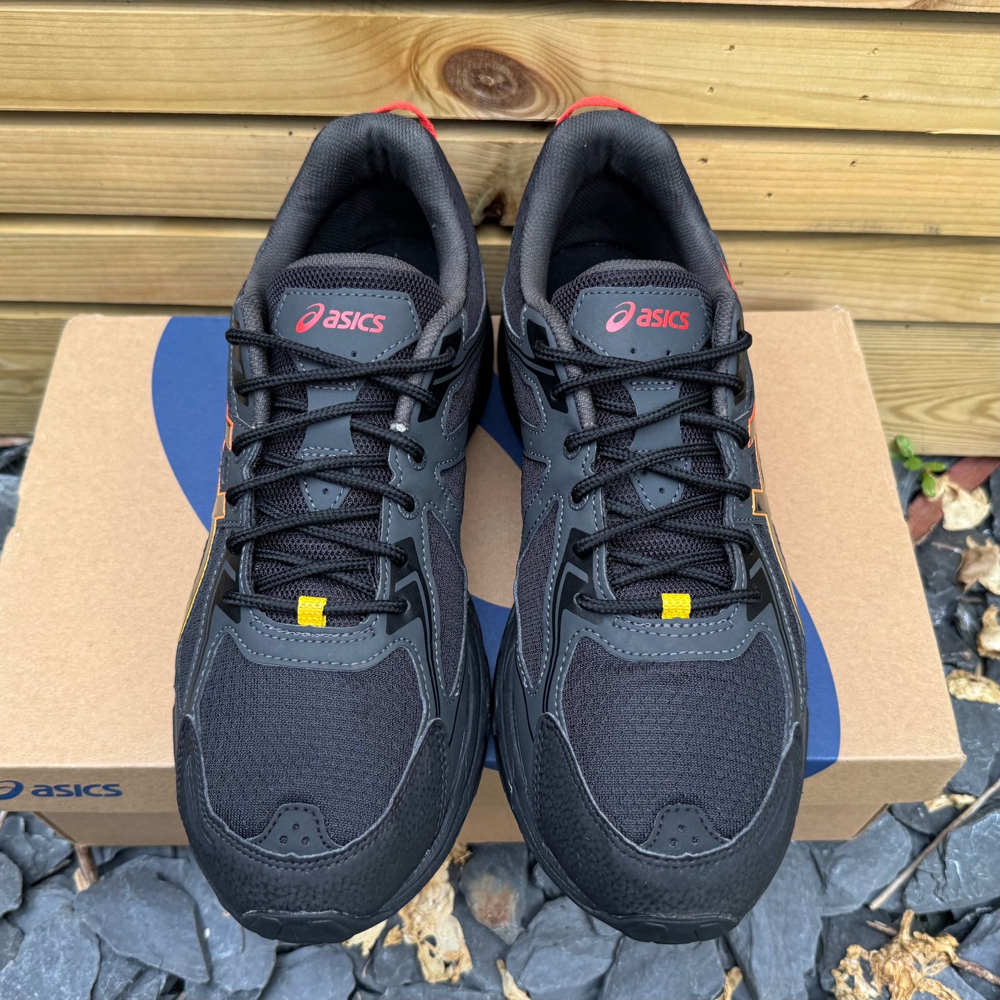 Asics Gel-Venture 6 - Black / Sunset Red - UK9