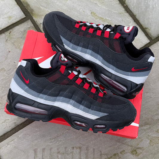Nike Air Max 95 OG Big Bubble x LFC - UK9.5